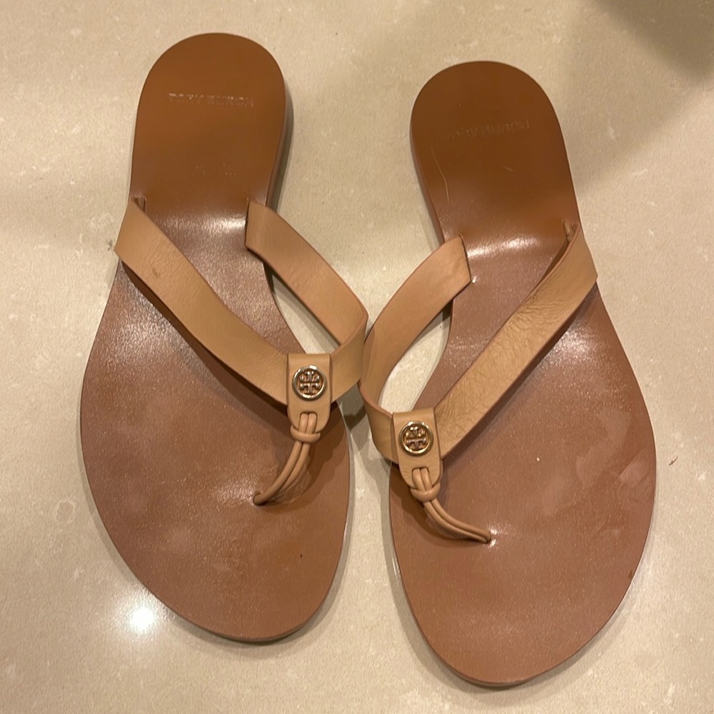 Tory Burch flip flops 7.5